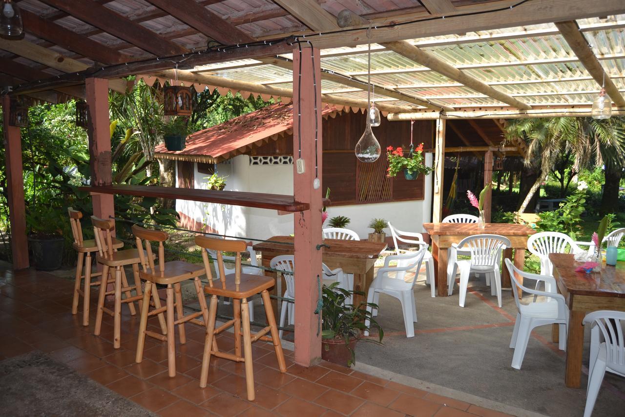 Chalet Y Cabinas Hibiscus Cahuita Exterior photo