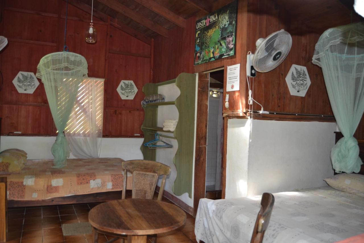 Chalet Y Cabinas Hibiscus Cahuita Exterior photo