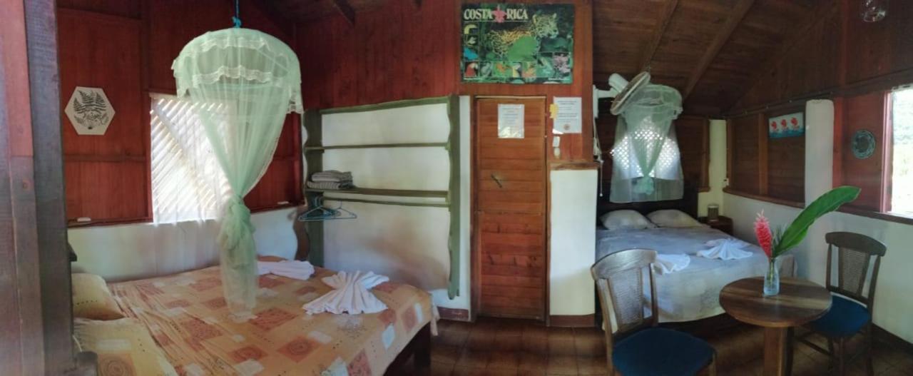 Chalet Y Cabinas Hibiscus Cahuita Exterior photo